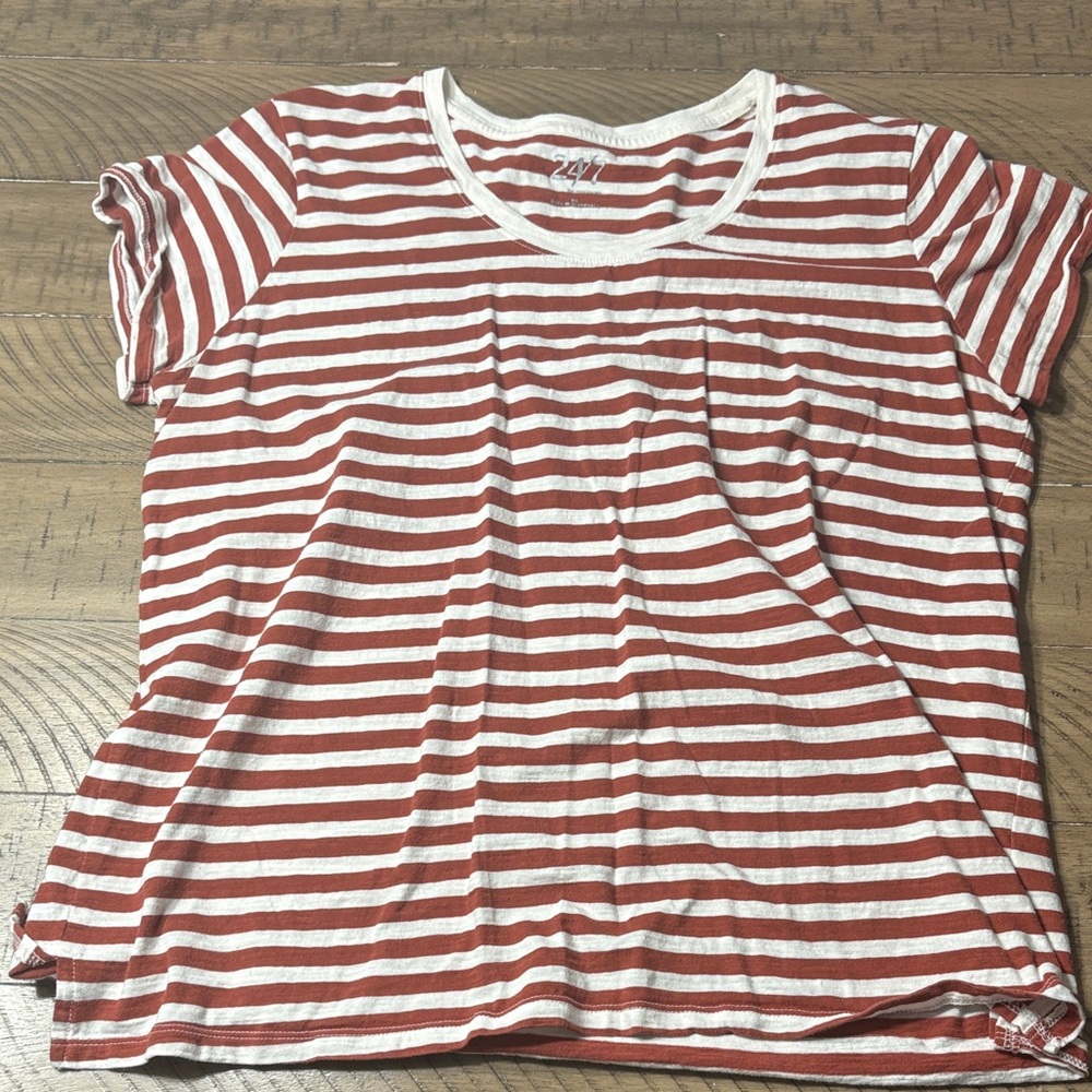 Maurices Red and White Striped Short Sleeve Tee